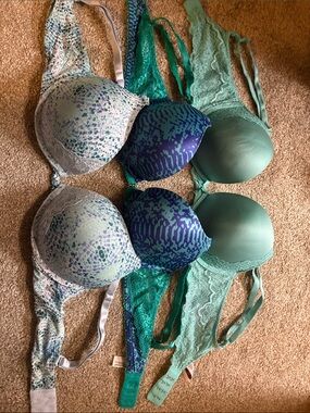 Victoria's Secret Lace & Printed Push-Up Bra Set in Aqua, Teal & Purple